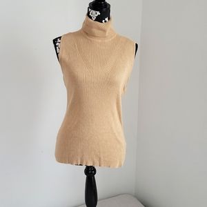 EST. 1846, Beige sleeveless turtleneck. Size L